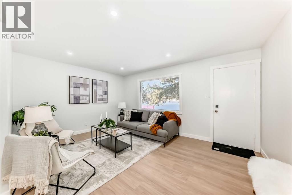 902 35 Street Se, Calgary, Alberta  T2A 1A5 - Photo 4 - A2274997