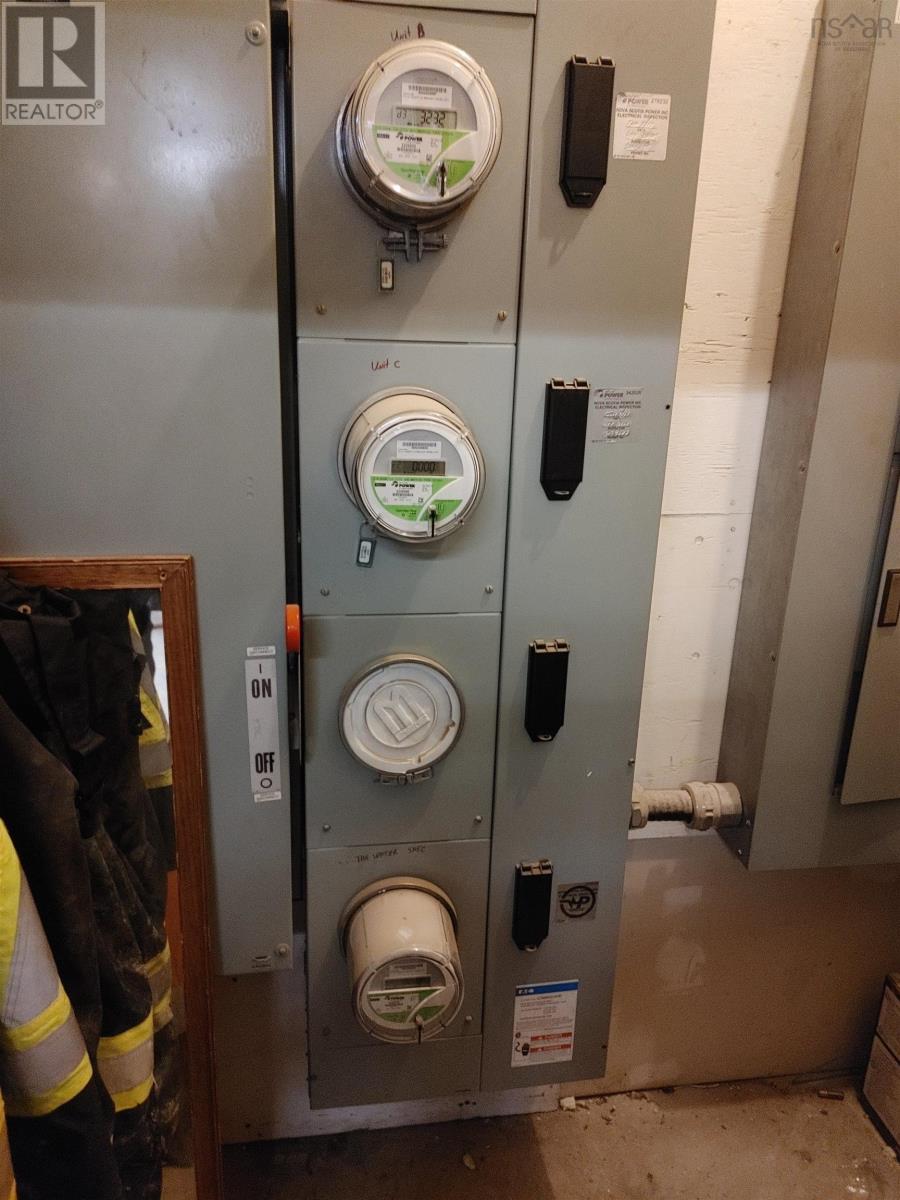 875 Main Street, Cole Harbour, Nova Scotia  B3T 1H2 - Photo 3 - 202510541