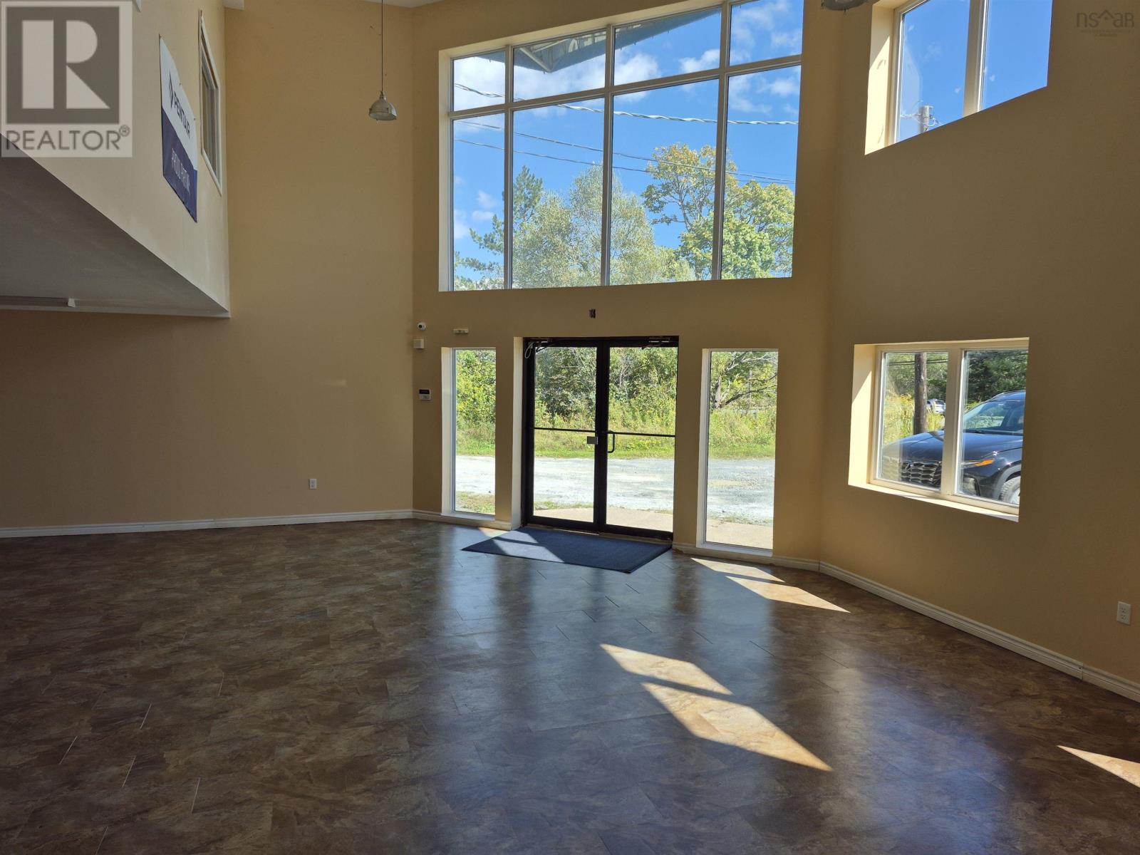 875 Main Street, Cole Harbour, Nova Scotia  B3T 1H2 - Photo 2 - 202510541