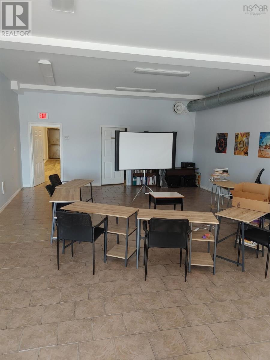 875 Main Street, Cole Harbour, Nova Scotia  B3T 1H2 - Photo 8 - 202510541