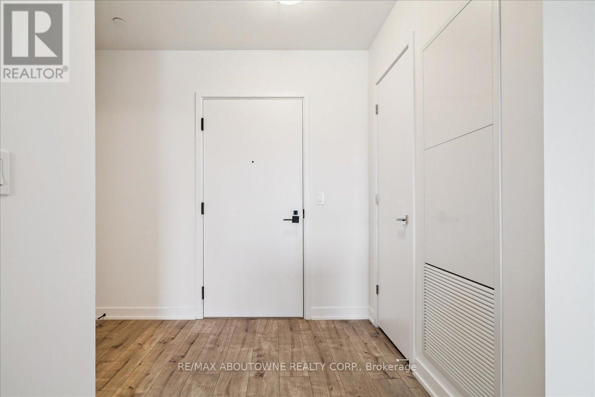 612 - 500 Plains Road E, Burlington, Ontario  L7T 0C8 - Photo 10 - W12634118