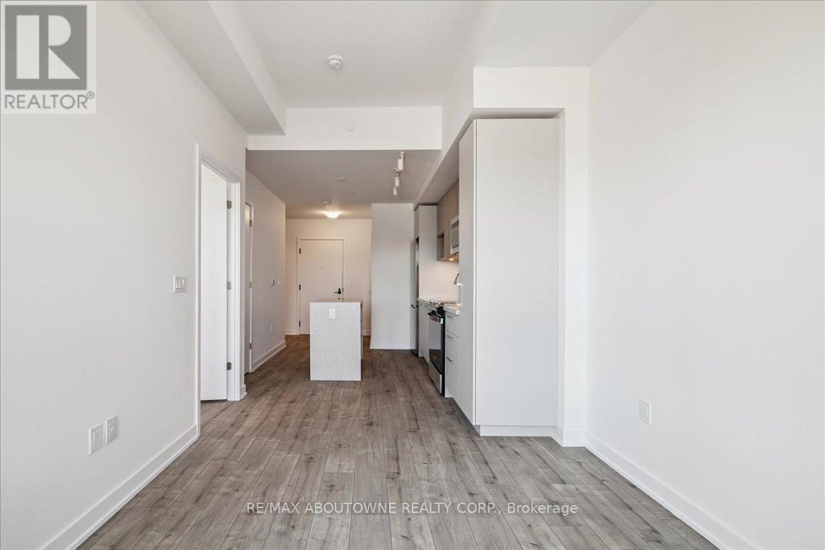 612 - 500 Plains Road E, Burlington, Ontario  L7T 0C8 - Photo 15 - W12634118