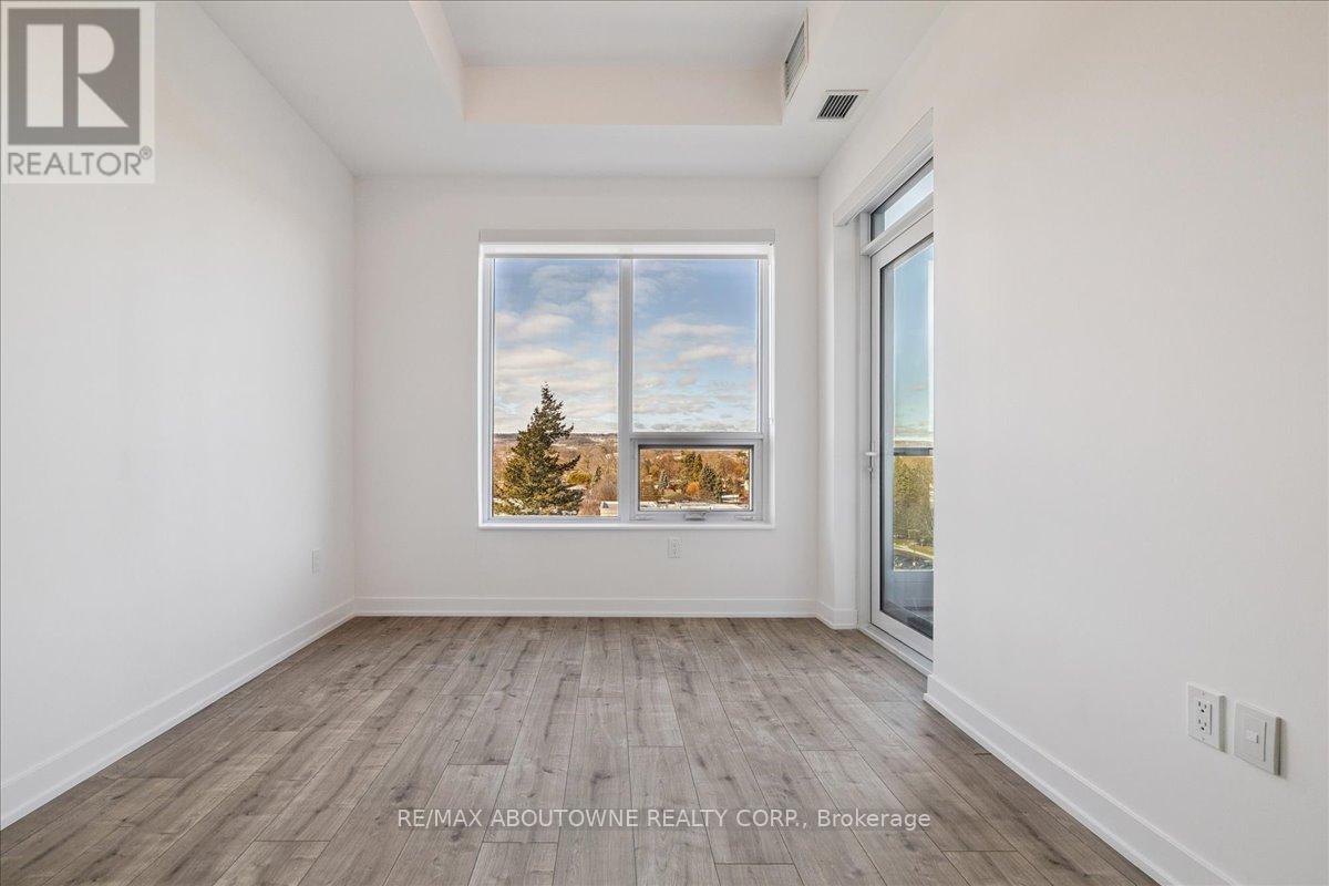 612 - 500 Plains Road E, Burlington, Ontario  L7T 0C8 - Photo 16 - W12634118