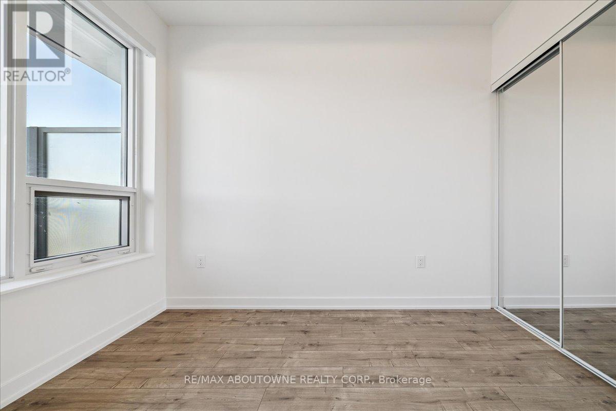 612 - 500 Plains Road E, Burlington, Ontario  L7T 0C8 - Photo 24 - W12634118