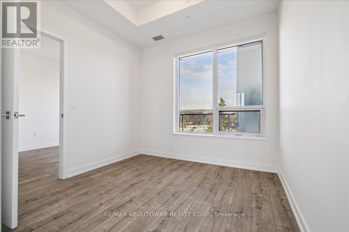 612 - 500 Plains Road E, Burlington, Ontario  L7T 0C8 - Photo 26 - W12634118