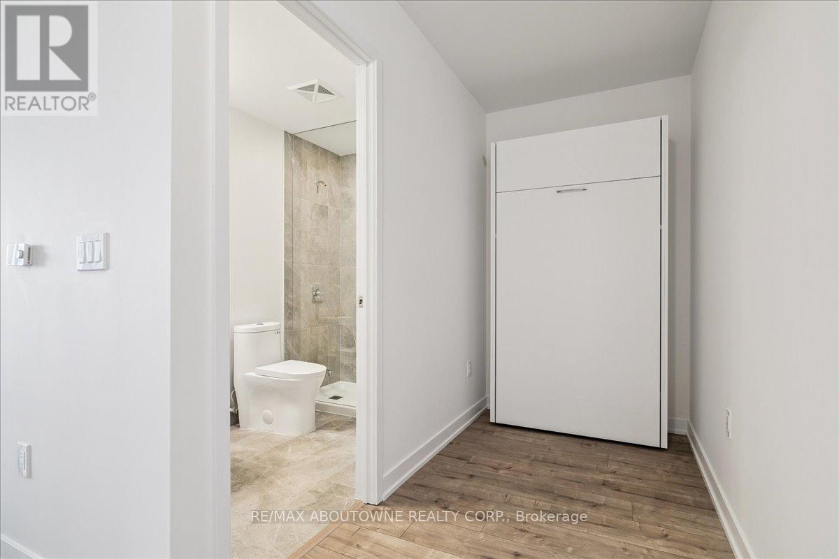 612 - 500 Plains Road E, Burlington, Ontario  L7T 0C8 - Photo 29 - W12634118