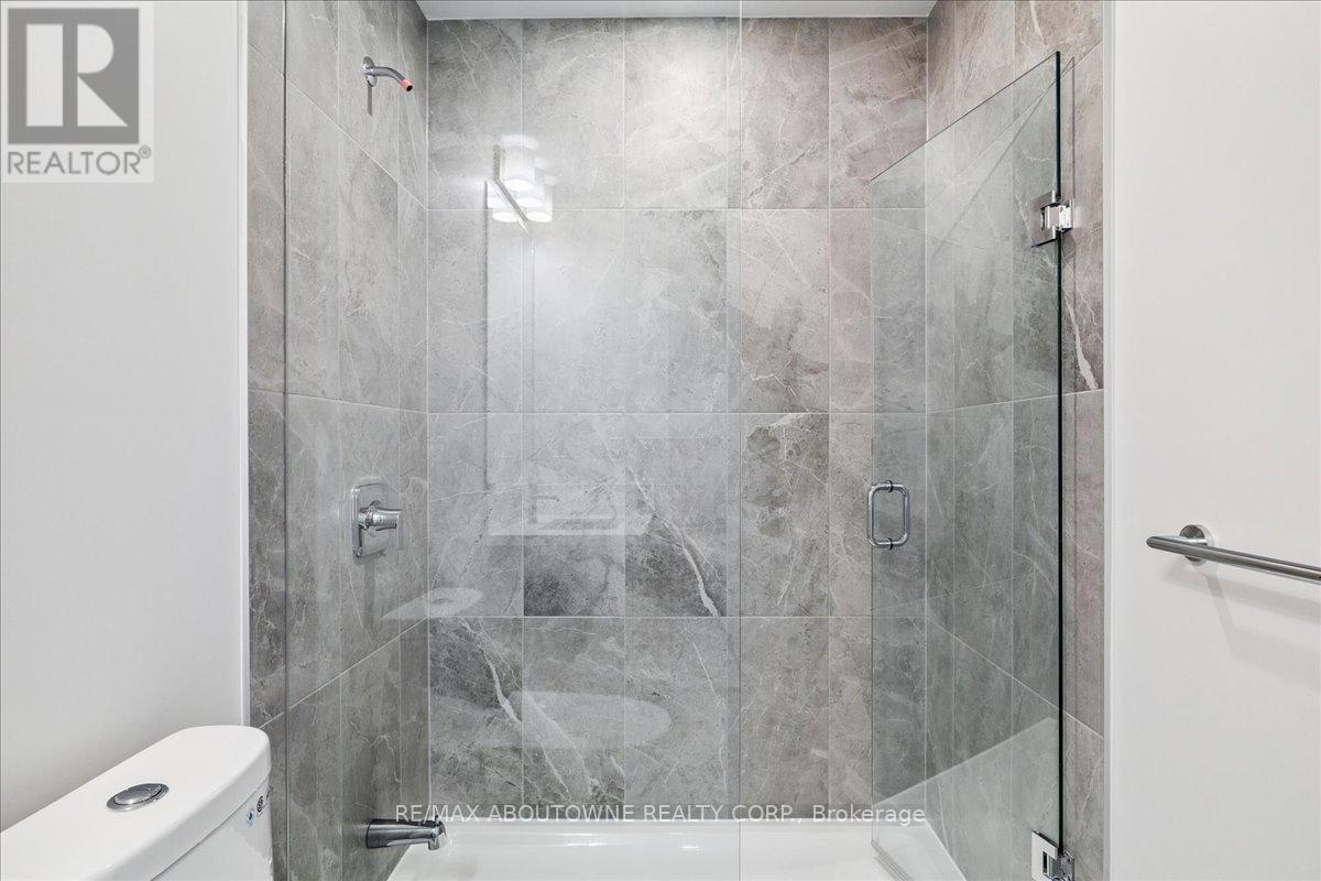 612 - 500 Plains Road E, Burlington, Ontario  L7T 0C8 - Photo 32 - W12634118