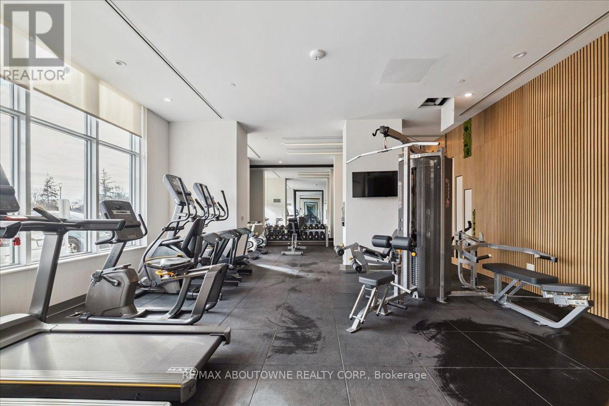 612 - 500 Plains Road E, Burlington, Ontario  L7T 0C8 - Photo 39 - W12634118