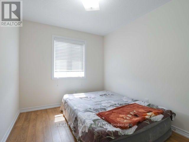 90 New Pines Trail, Brampton, Ontario  L6Z 0B4 - Photo 12 - W12634158