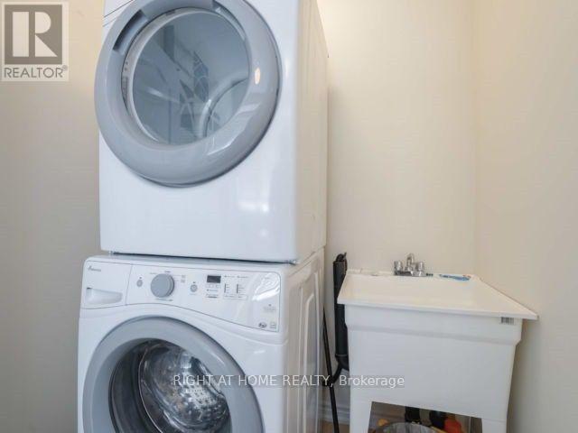 90 New Pines Trail, Brampton, Ontario  L6Z 0B4 - Photo 14 - W12634158