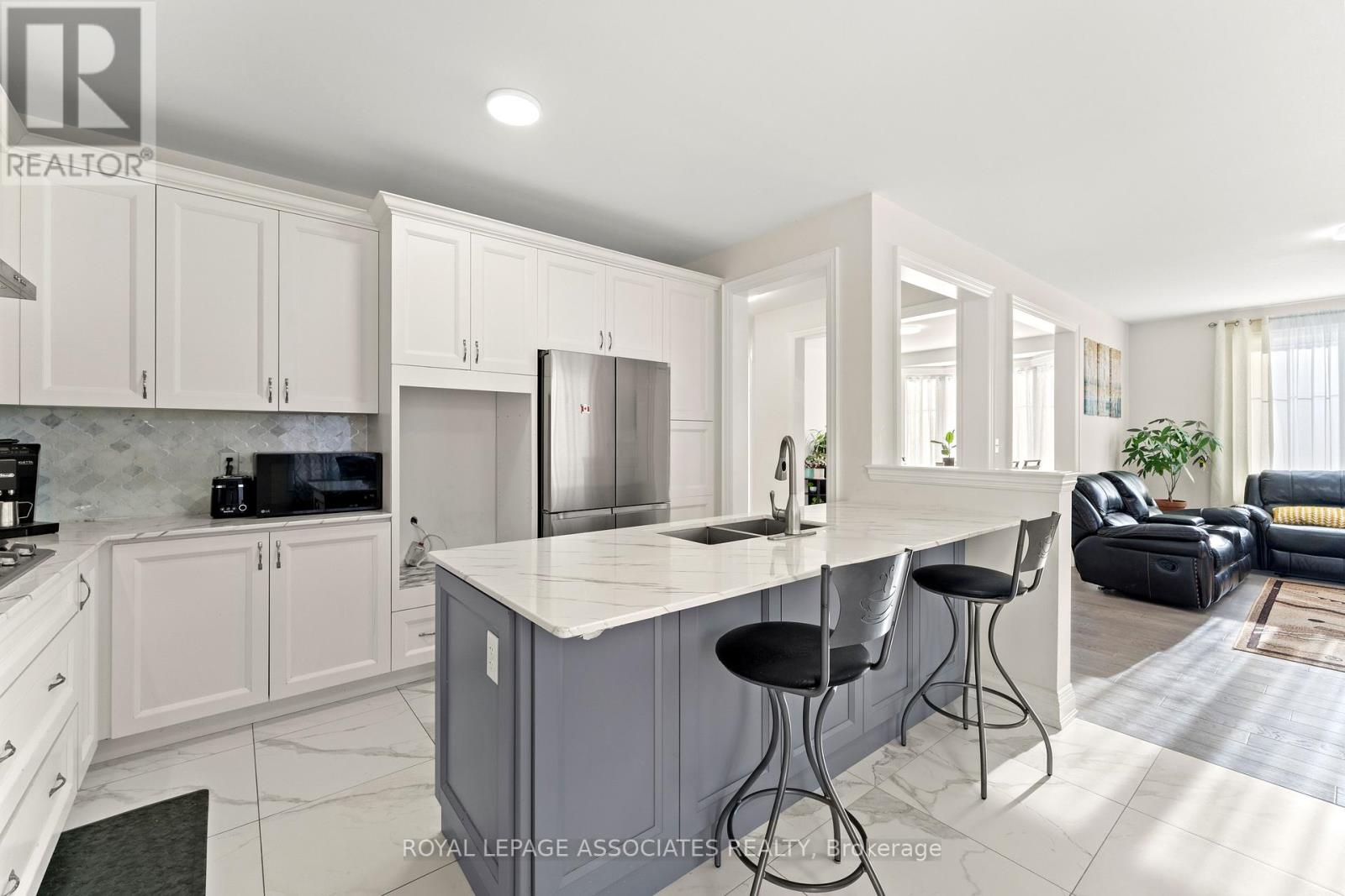 15 Farringdon Crescent, Brampton, Ontario  L7A 4Z5 - Photo 15 - W12634164