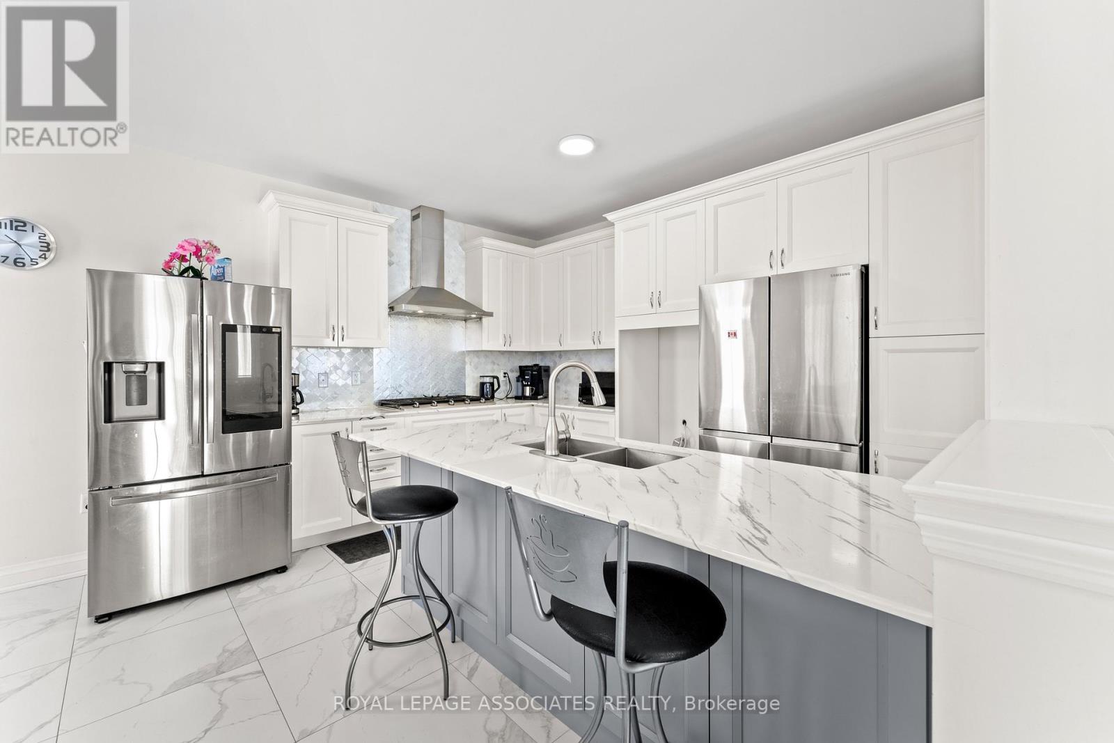 15 Farringdon Crescent, Brampton, Ontario  L7A 4Z5 - Photo 17 - W12634164