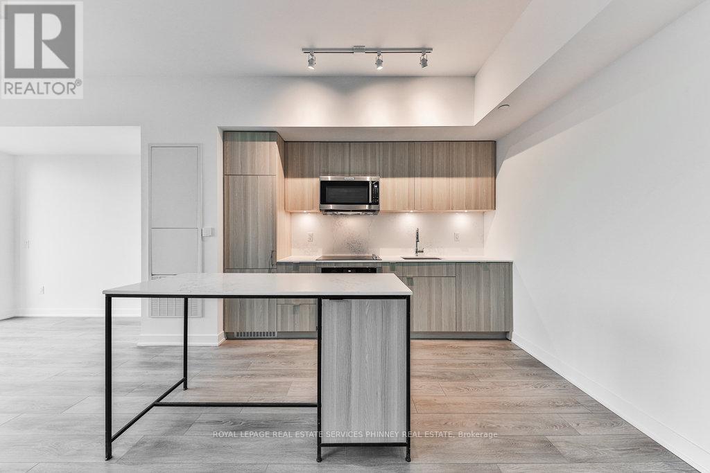 112 - 220 Missinnihe Way, Mississauga, Ontario  L5H 0A9 - Photo 10 - W12634186