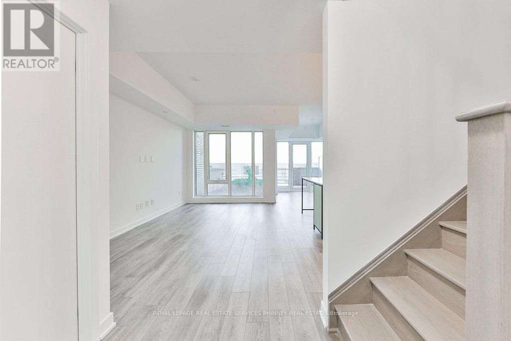 112 - 220 Missinnihe Way, Mississauga, Ontario  L5H 0A9 - Photo 9 - W12634186