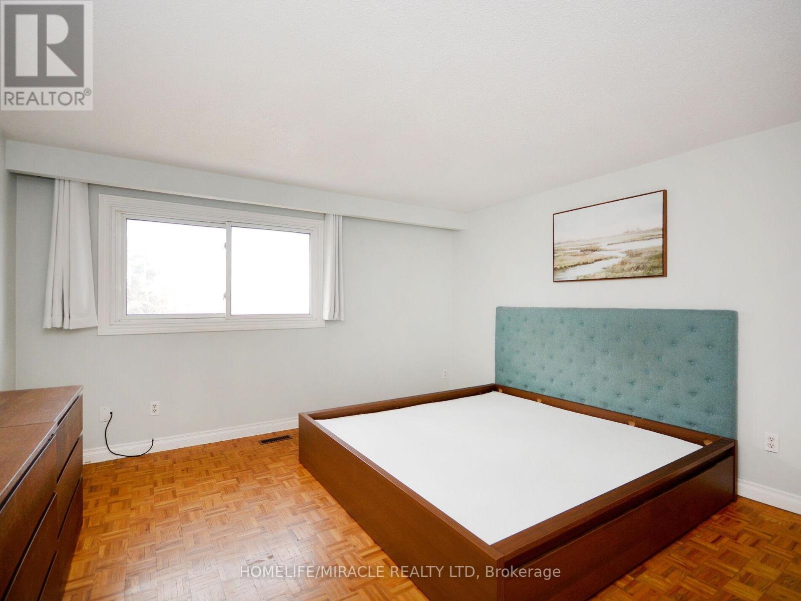 Main - 2335 Council Ring Road, Mississauga, Ontario  L5L 1B9 - Photo 25 - W12634194