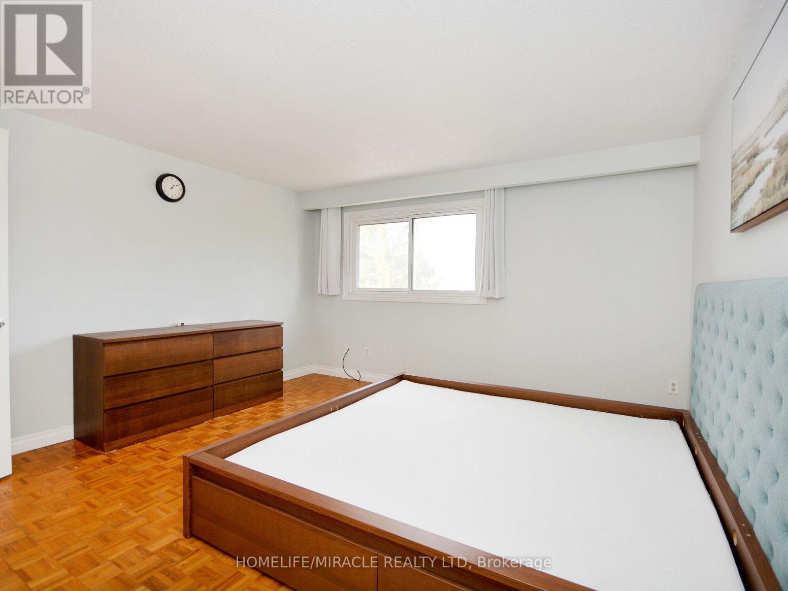 Main - 2335 Council Ring Road, Mississauga, Ontario  L5L 1B9 - Photo 27 - W12634194