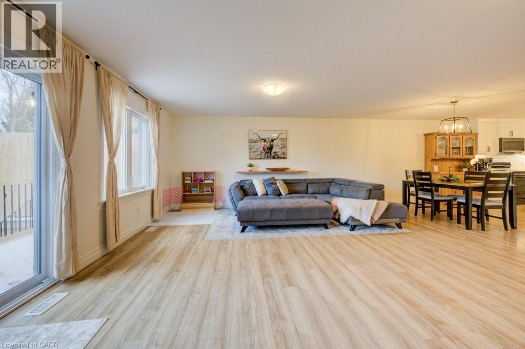 8 Malcolm Crescent, Listowel, Ontario  N4W 0K3 - Photo 23 - 40789335