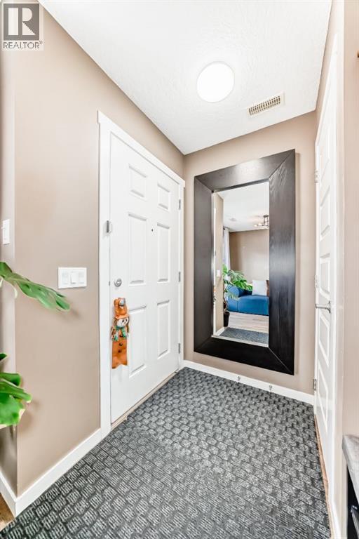 213 Auburn Bay Circle Se, Calgary, Alberta  T3M 1S6 - Photo 3 - A2275151