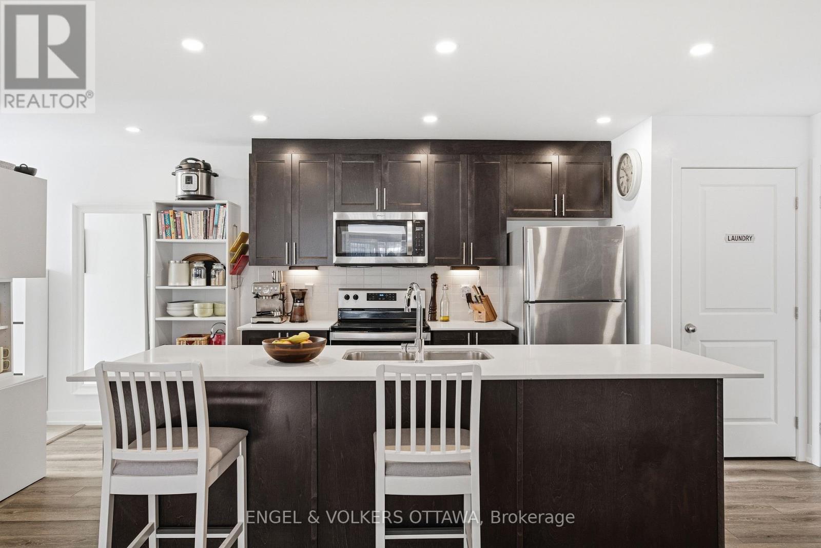 B - 310 Tulum Crescent, Ottawa, Ontario  K2S 2Y4 - Photo 8 - X12634200