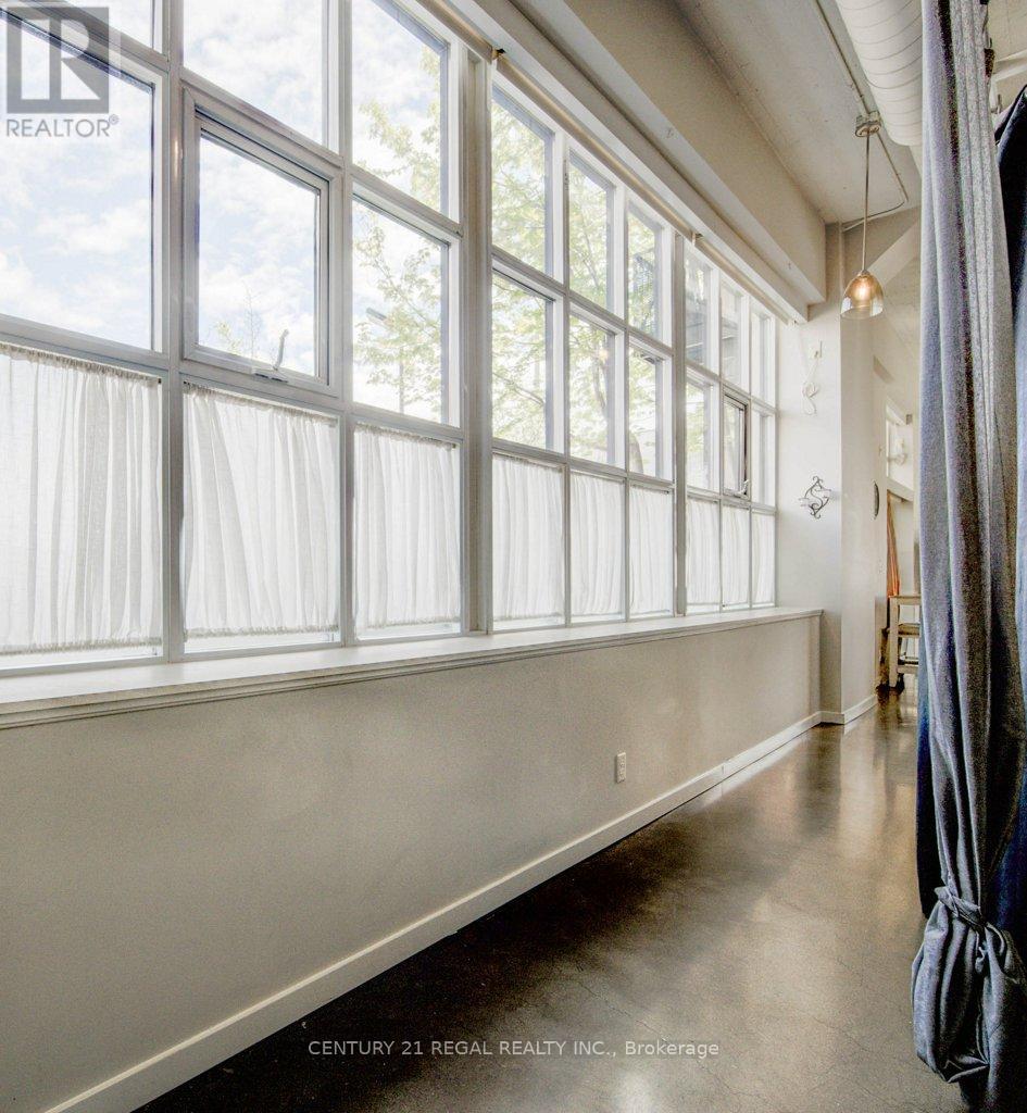 102 - 404 King Street W, Kitchener, Ontario  N2G 4Z9 - Photo 8 - X12634170