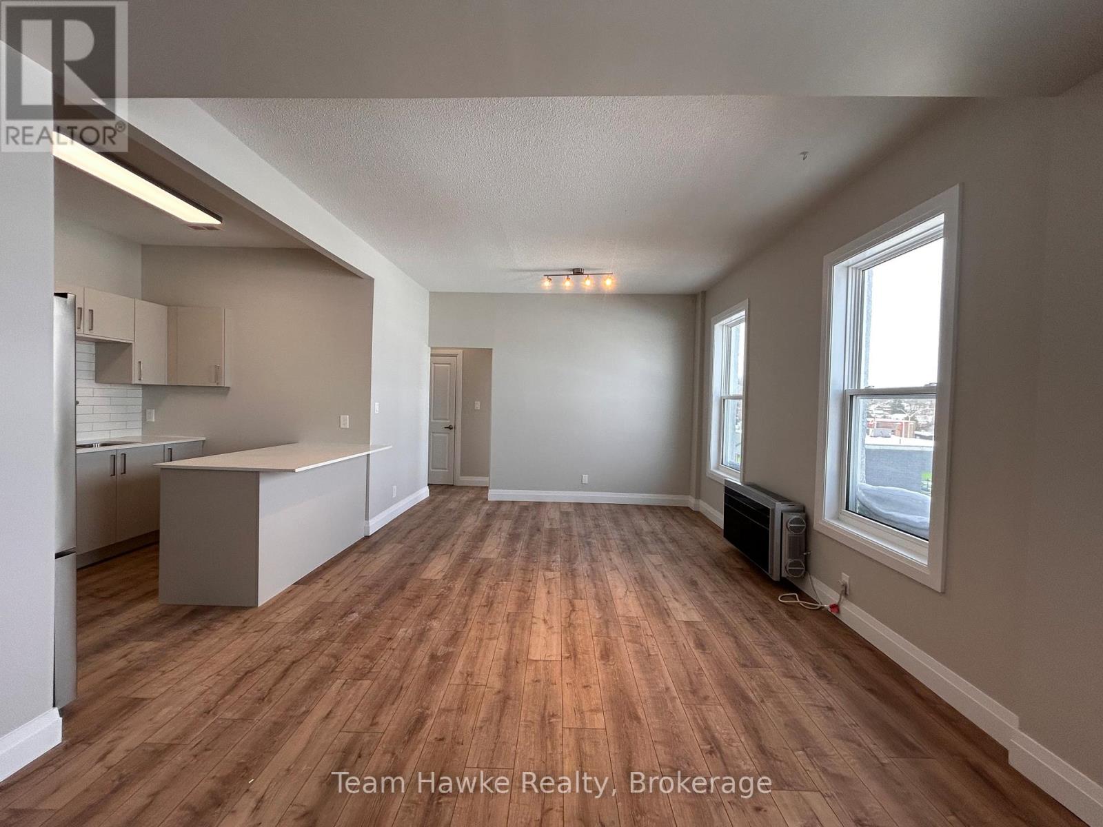 13 - 521 Bay Street, Midland, Ontario  L4R 1L2 - Photo 3 - S12529926