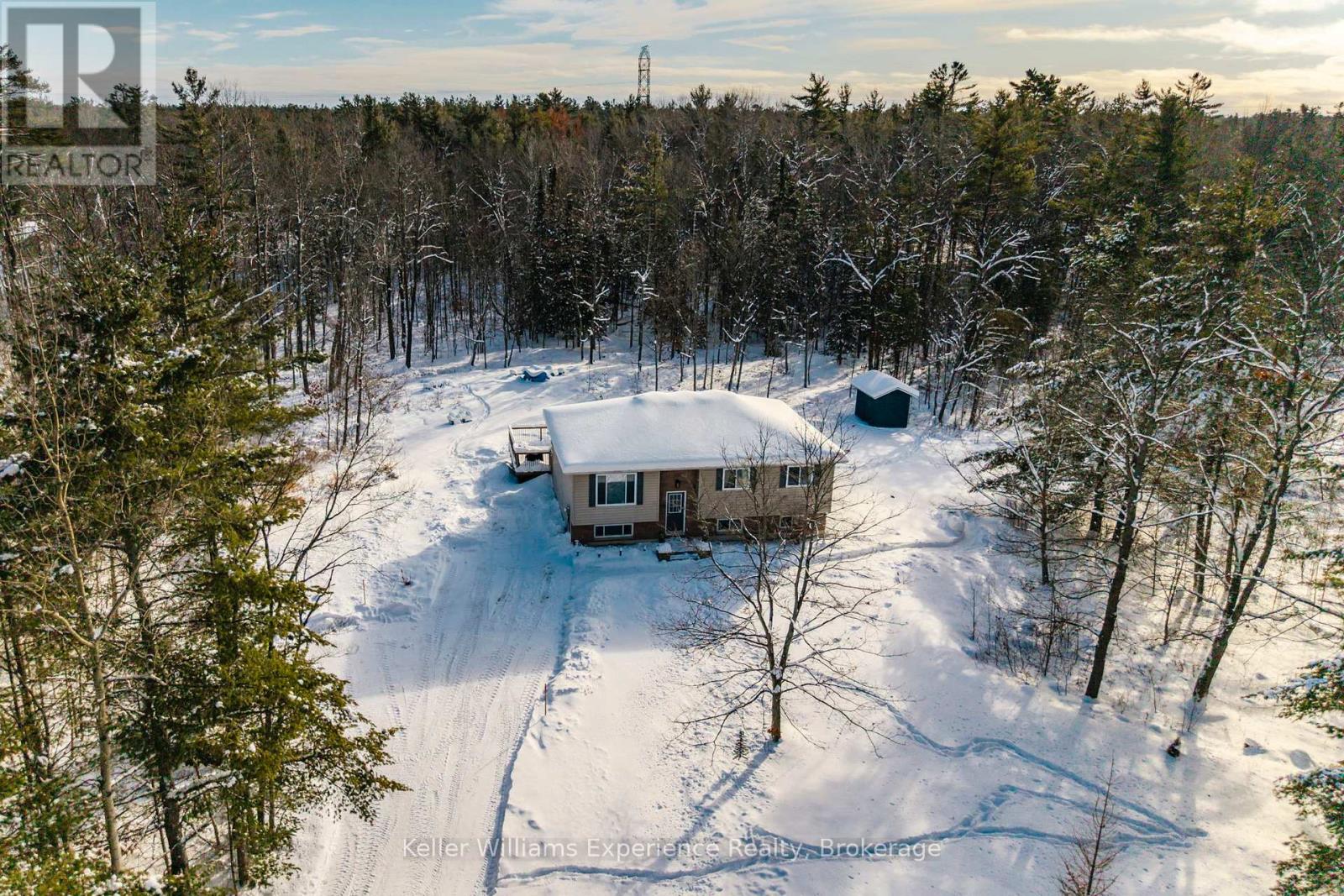 2891 Brady Drive, Severn, Ontario  P0E 1N0 - Photo 3 - S12581290