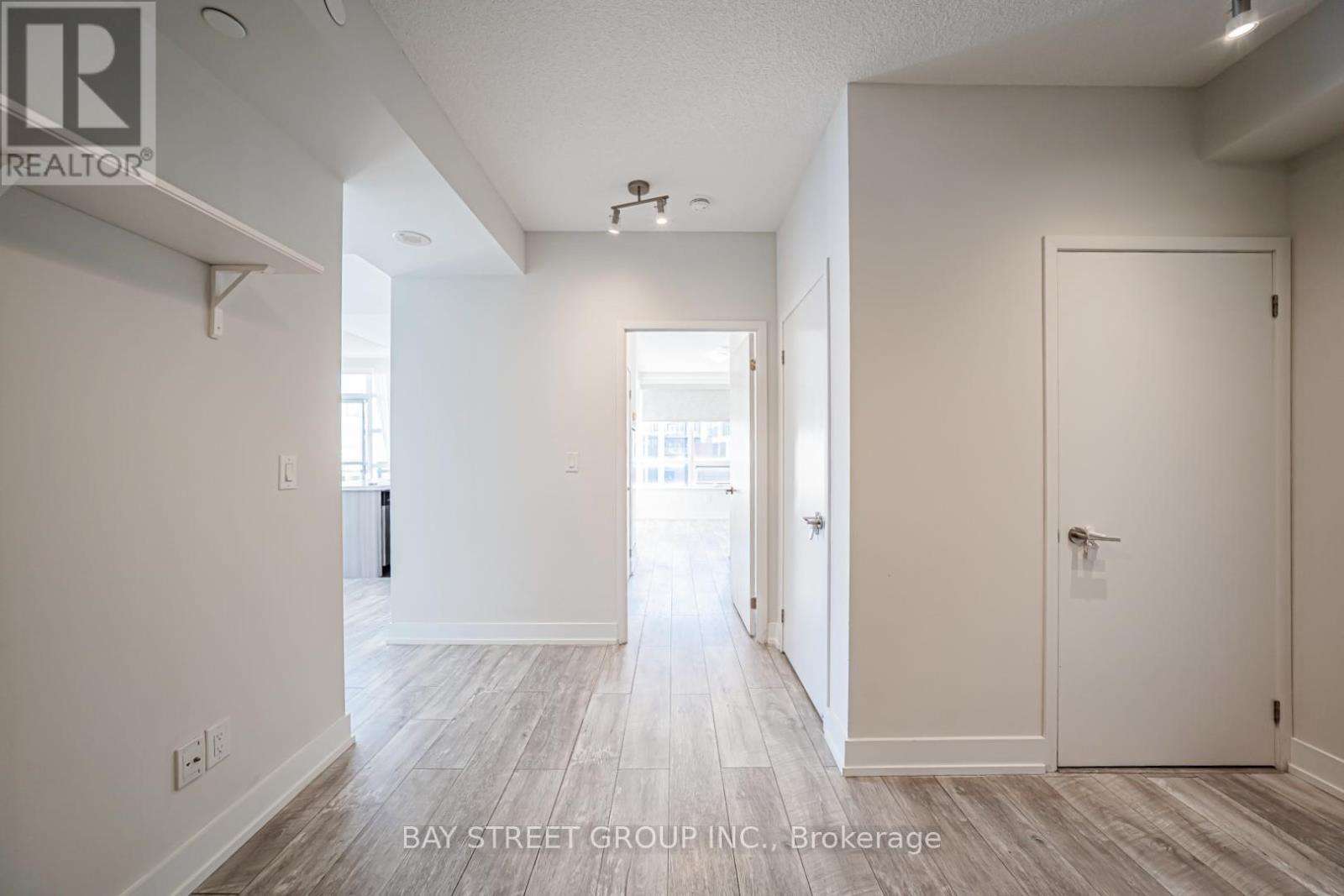 528 - 540 Bur Oak Avenue, Markham, Ontario  L6C 0Y2 - Photo 10 - N12423159