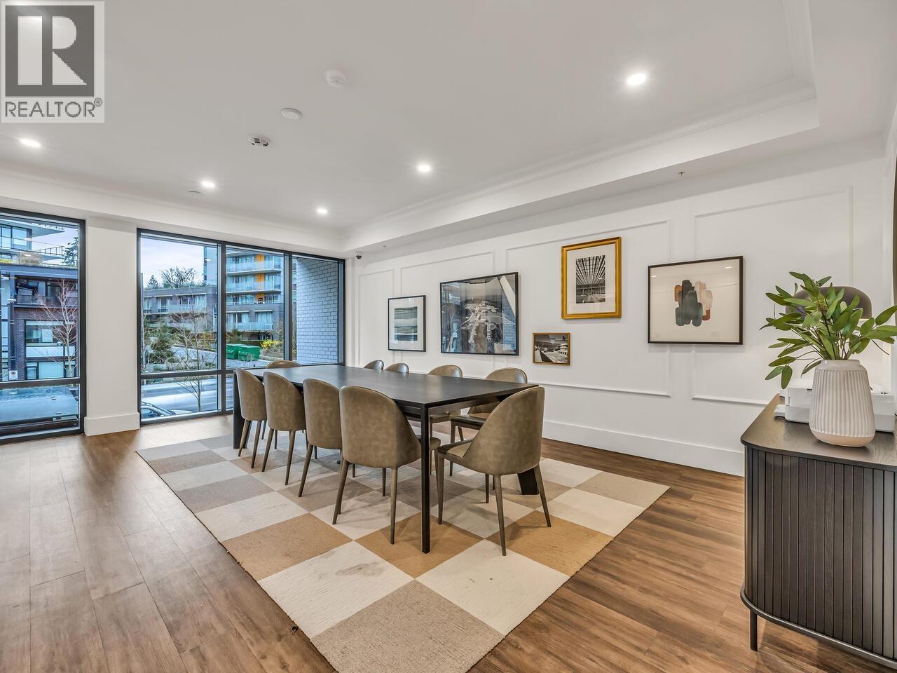 803 8750 University Crescent, Burnaby, British Columbia  V5A 0G9 - Photo 4 - R3073852