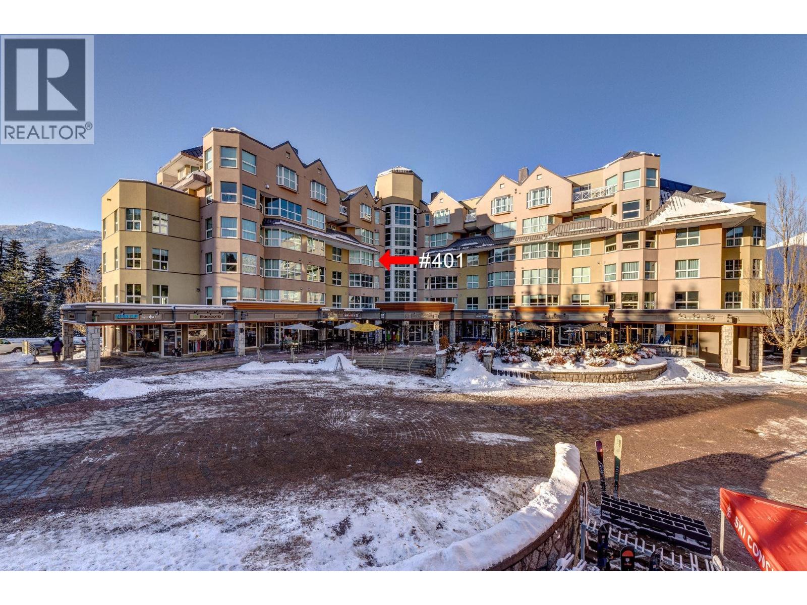 401 4557 Blackcomb Way, Whistler, British Columbia  V8E 0Y2 - Photo 3 - R3073853