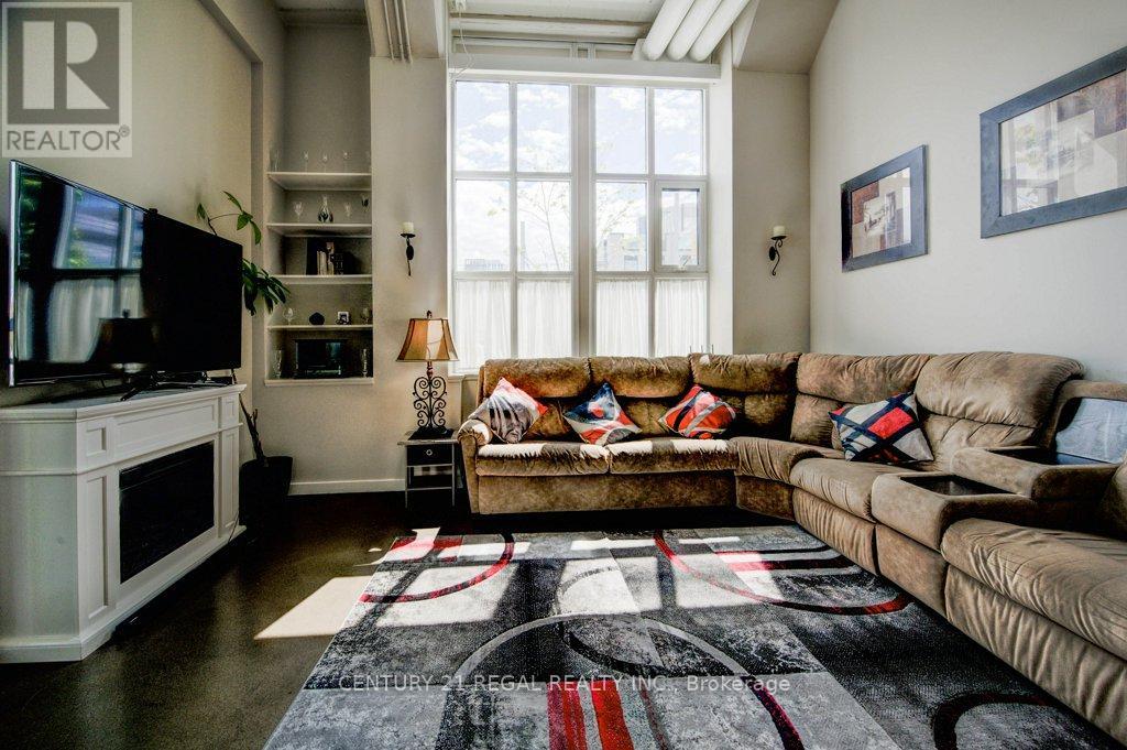 102 - 404 King Street W, Kitchener, Ontario  N2G 4Z9 - Photo 21 - X12634170