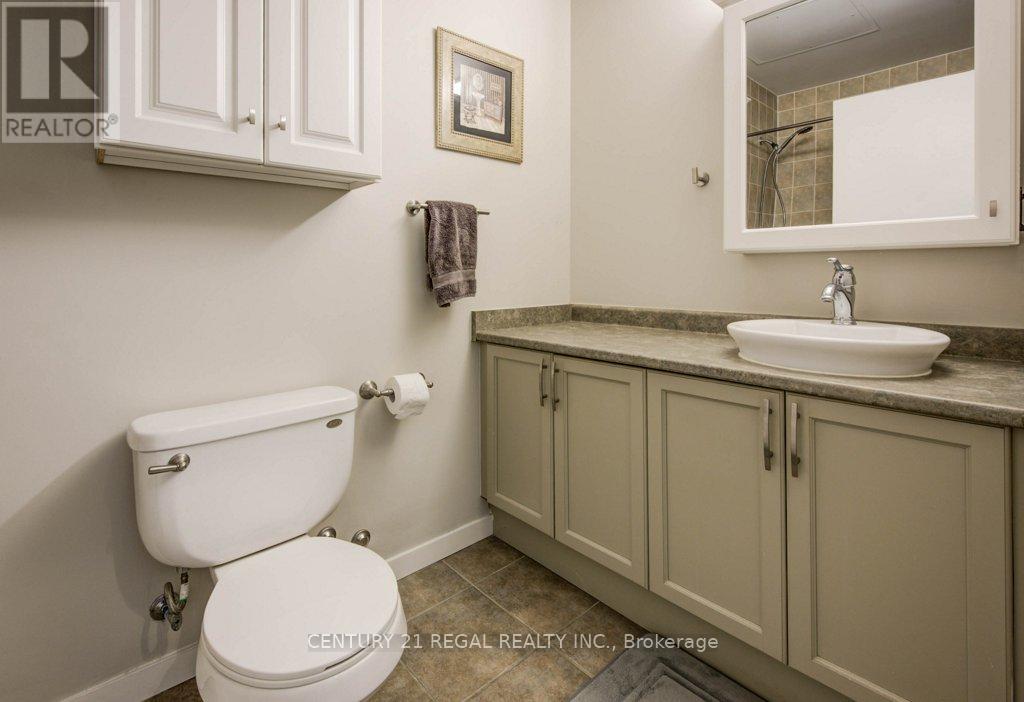 102 - 404 King Street W, Kitchener, Ontario  N2G 4Z9 - Photo 30 - X12634170