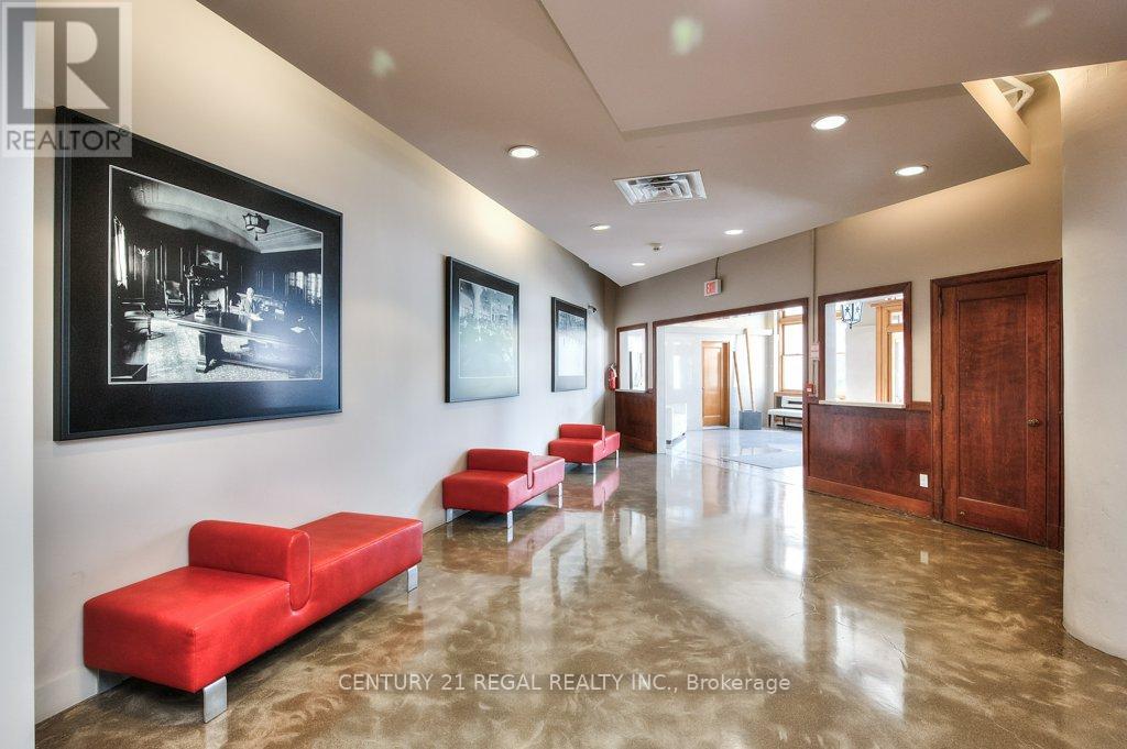 102 - 404 King Street W, Kitchener, Ontario  N2G 4Z9 - Photo 41 - X12634170