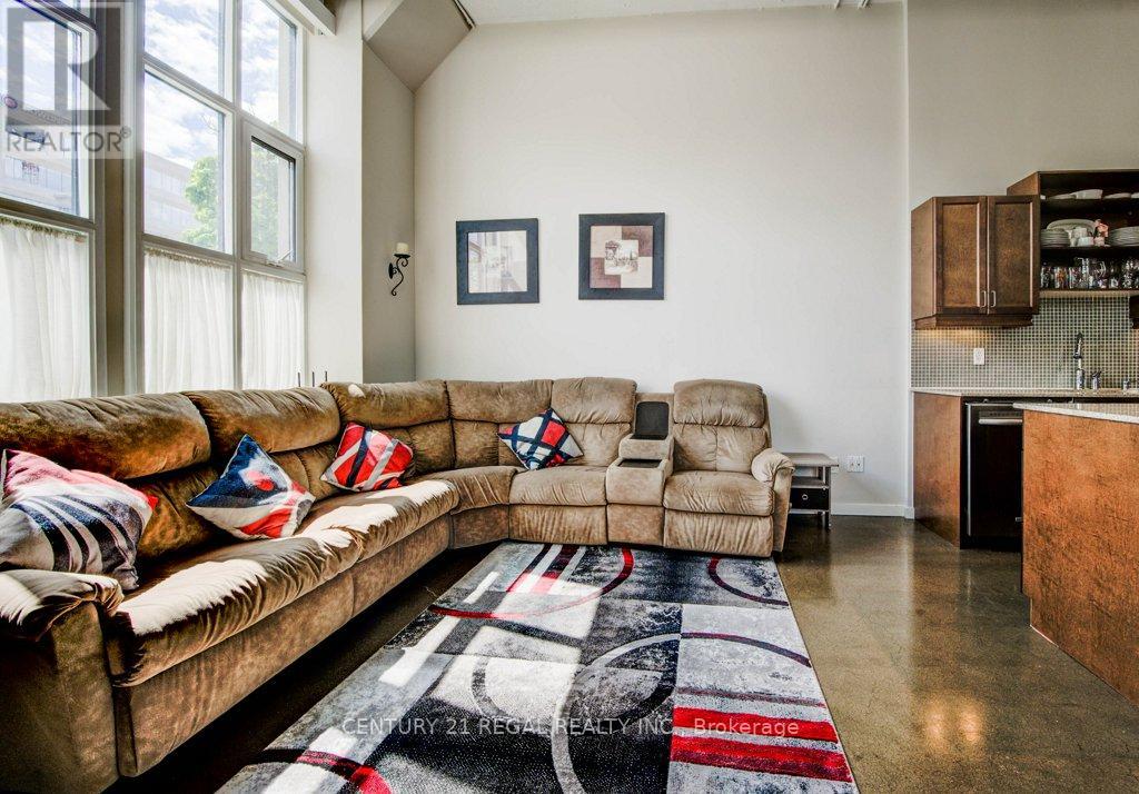 102 - 404 King Street W, Kitchener, Ontario  N2G 4Z9 - Photo 23 - X12634170