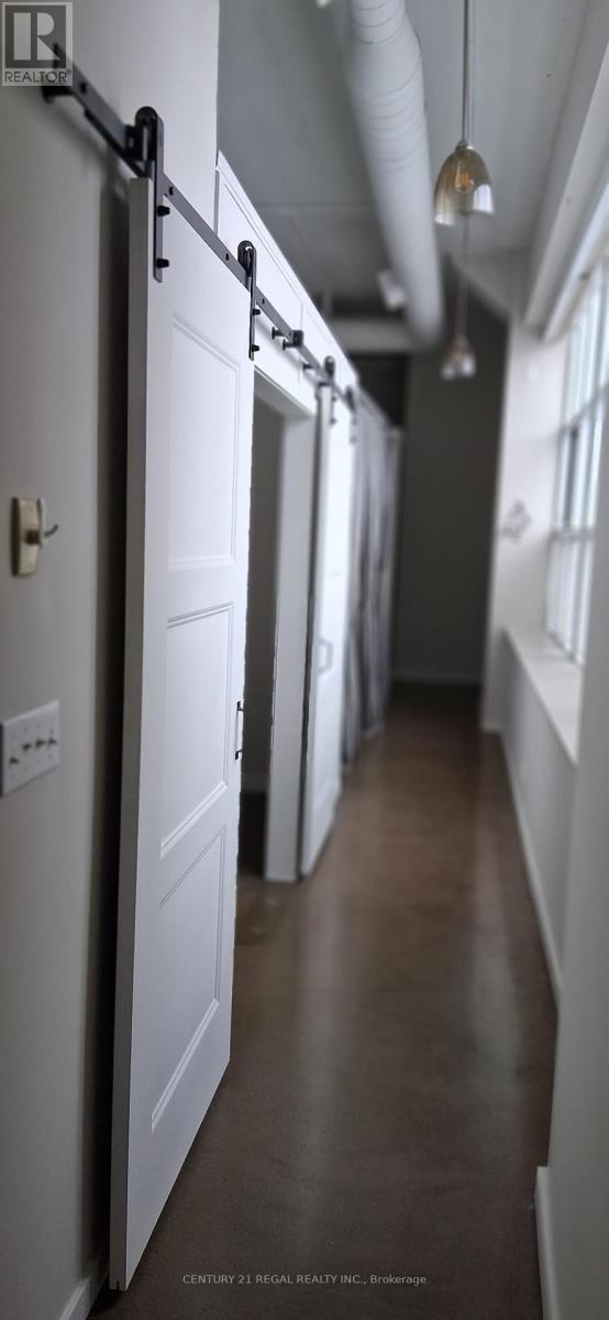 102 - 404 King Street W, Kitchener, Ontario  N2G 4Z9 - Photo 11 - X12634170