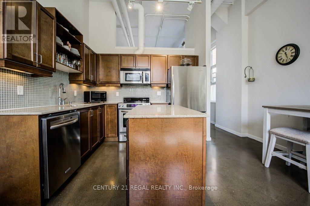 102 - 404 King Street W, Kitchener, Ontario  N2G 4Z9 - Photo 17 - X12634170
