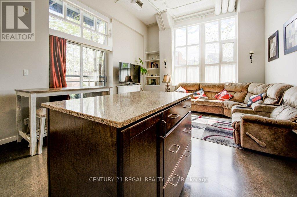 102 - 404 King Street W, Kitchener, Ontario  N2G 4Z9 - Photo 19 - X12634170