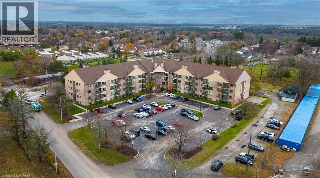 15 Hofstetter Avenue Unit# 318, Kitchener, Ontario N2A 3Z7 - Photo 2 - 40793938