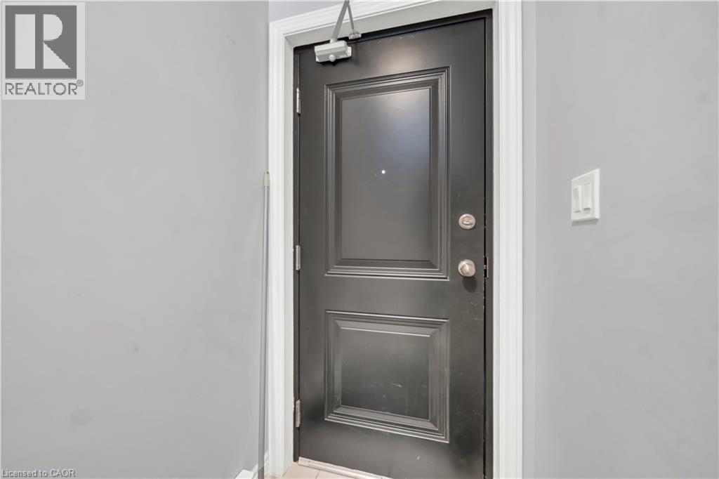 186 Wheat Lane, Kitchener, Ontario  N2R 0R4 - Photo 3 - 40793701