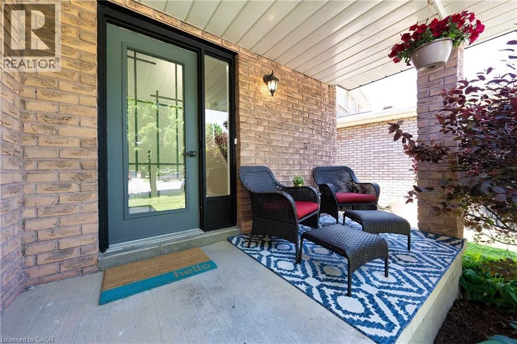 141 Cunningham Drive, Alliston, Ontario  L9R 1C4 - Photo 4 - 40793438