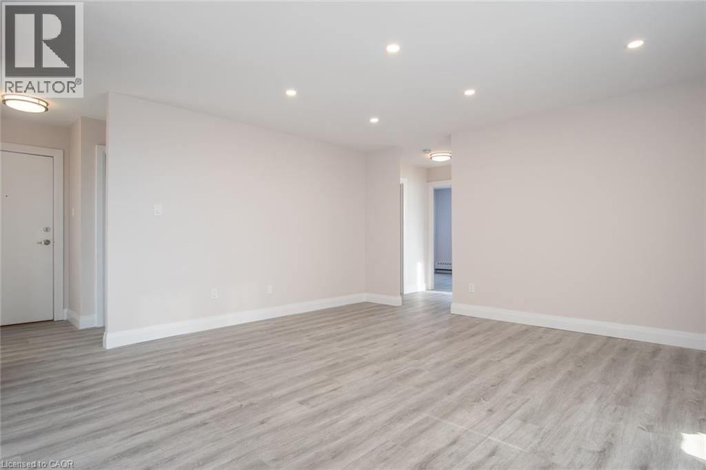 1100 Courtland Avenue E Unit# 604, Kitchener, Ontario  N2C 2H9 - Photo 15 - 40792652