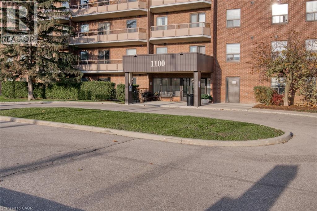 1100 Courtland Avenue E Unit# 604, Kitchener, Ontario  N2C 2H9 - Photo 2 - 40792652