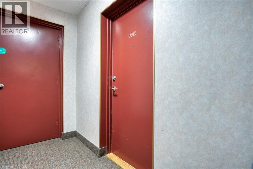 1100 Courtland Avenue E Unit# 604, Kitchener, Ontario  N2C 2H9 - Photo 31 - 40792652