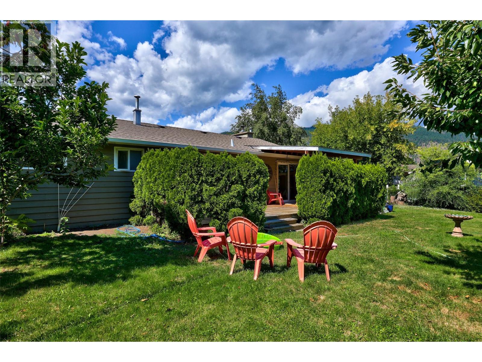 229 Lakeshore Drive, Chase, British Columbia V0E 1M0 - Photo 26 - 10359782