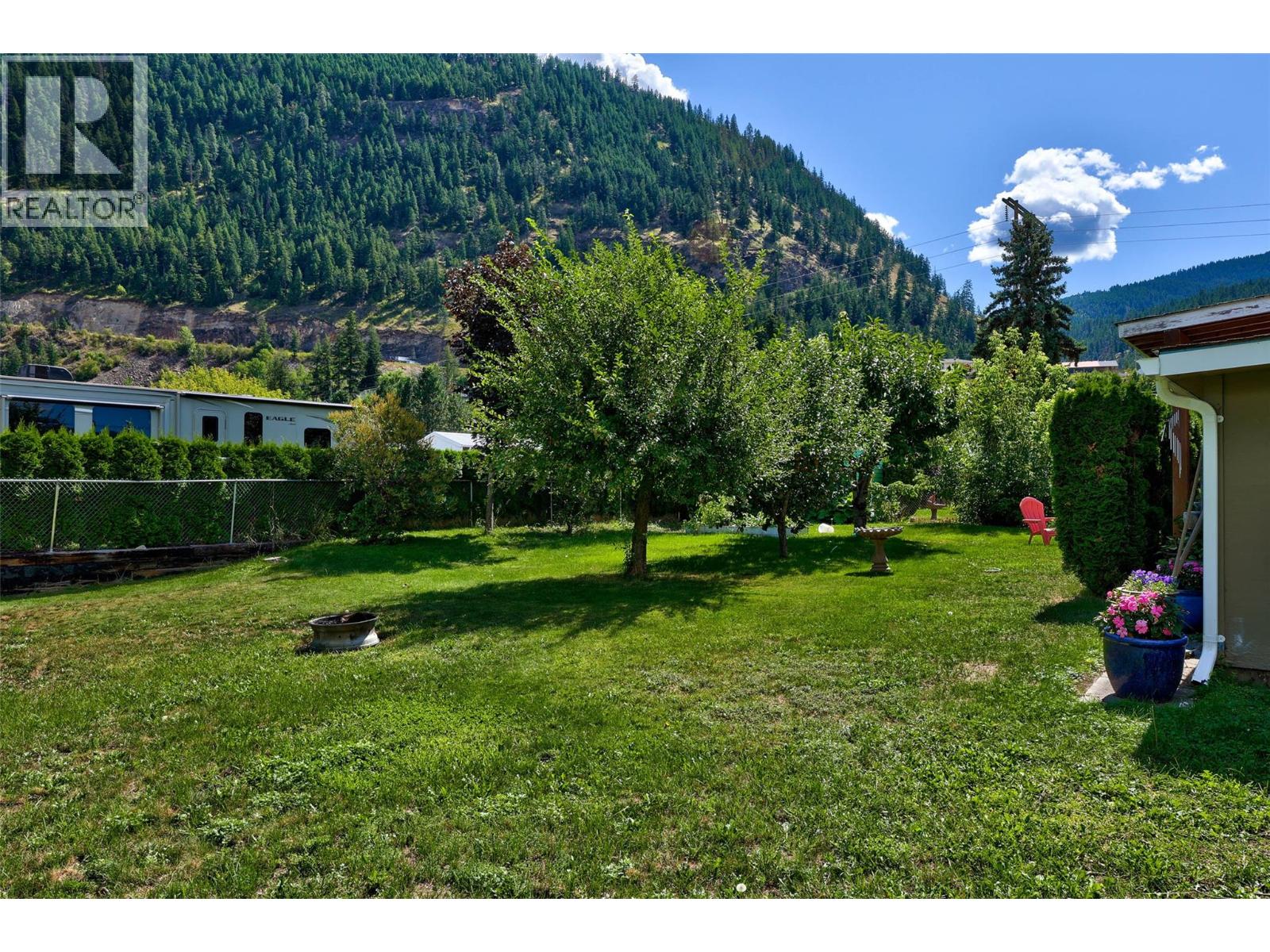 229 Lakeshore Drive, Chase, British Columbia V0E 1M0 - Photo 22 - 10359782