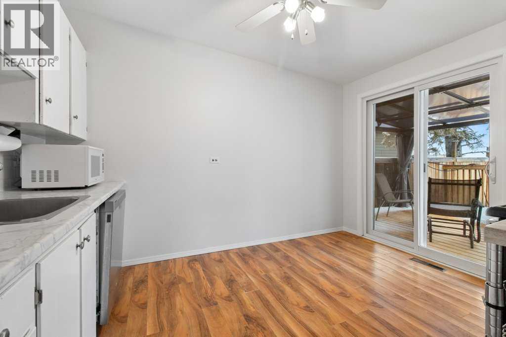 4402 35 Avenue, Red Deer, Alberta T4N 2S2 - Photo 8 - A2269985