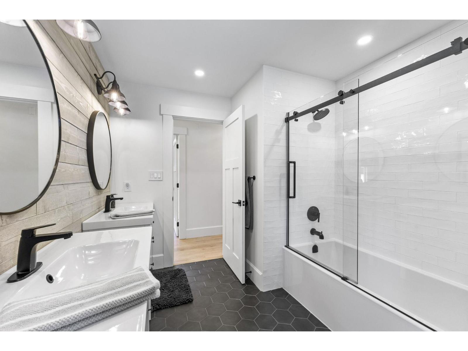 24633 56 Avenue, Langley, British Columbia  V2Z 1B9 - Photo 17 - R3066265