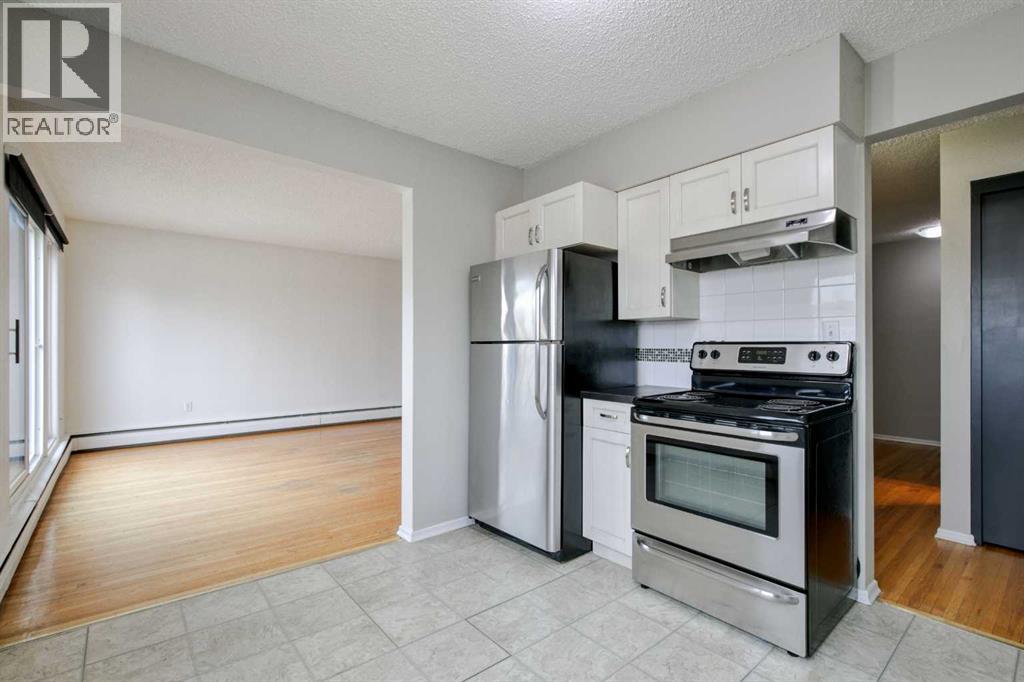 2705 38 Street Sw, Calgary, Alberta T3E 3E9 - Photo 7 - A2271248