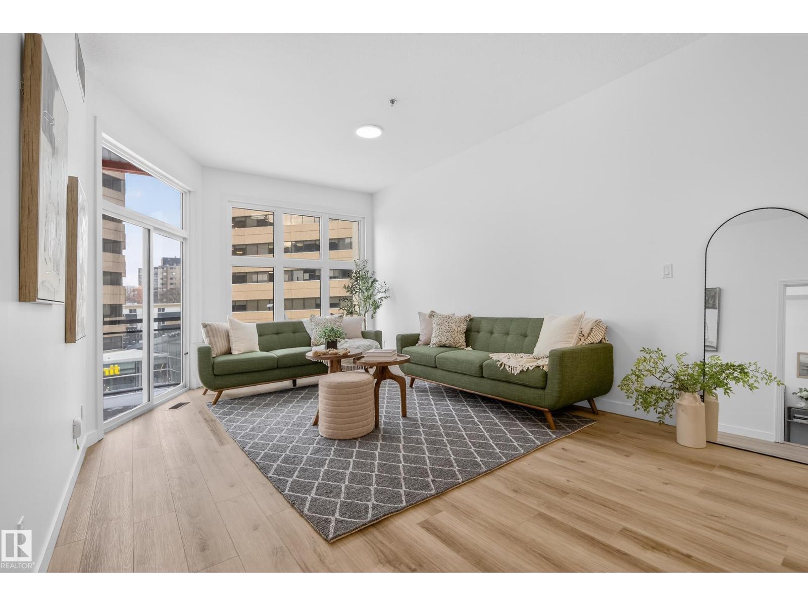 #421 10147 112 ST NW, Edmonton, Alberta