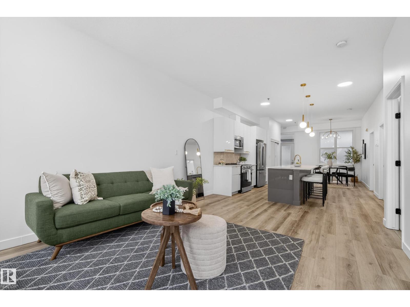 #421 10147 112 St Nw, Edmonton, Alberta T5K 1M1 - Photo 3 - E4468168