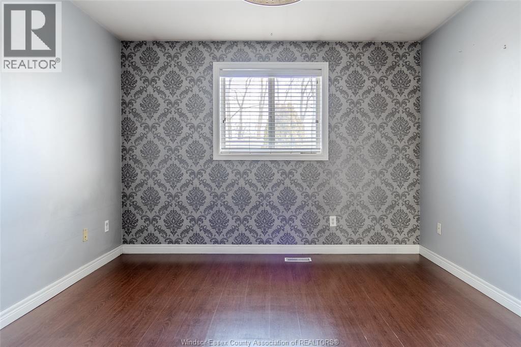 3740 Holburn, Windsor, Ontario N9E 4S9 - Photo 11 - 25031696